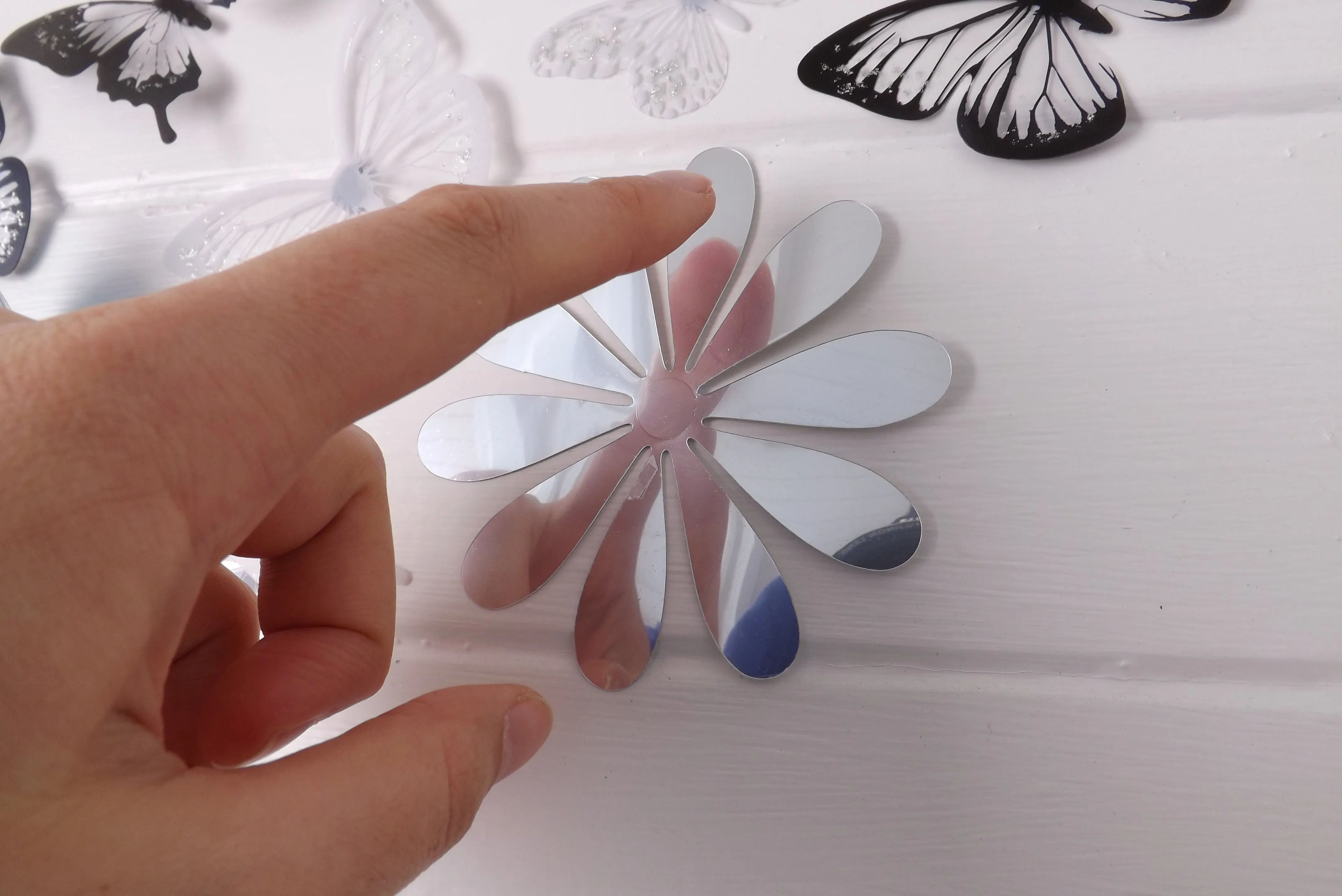 24x Black, White & Reflective Mirror Style Butterfly & Flower 3D Wall Decals