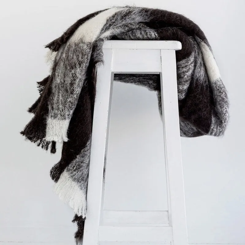 Alpaca Throw - Friesian