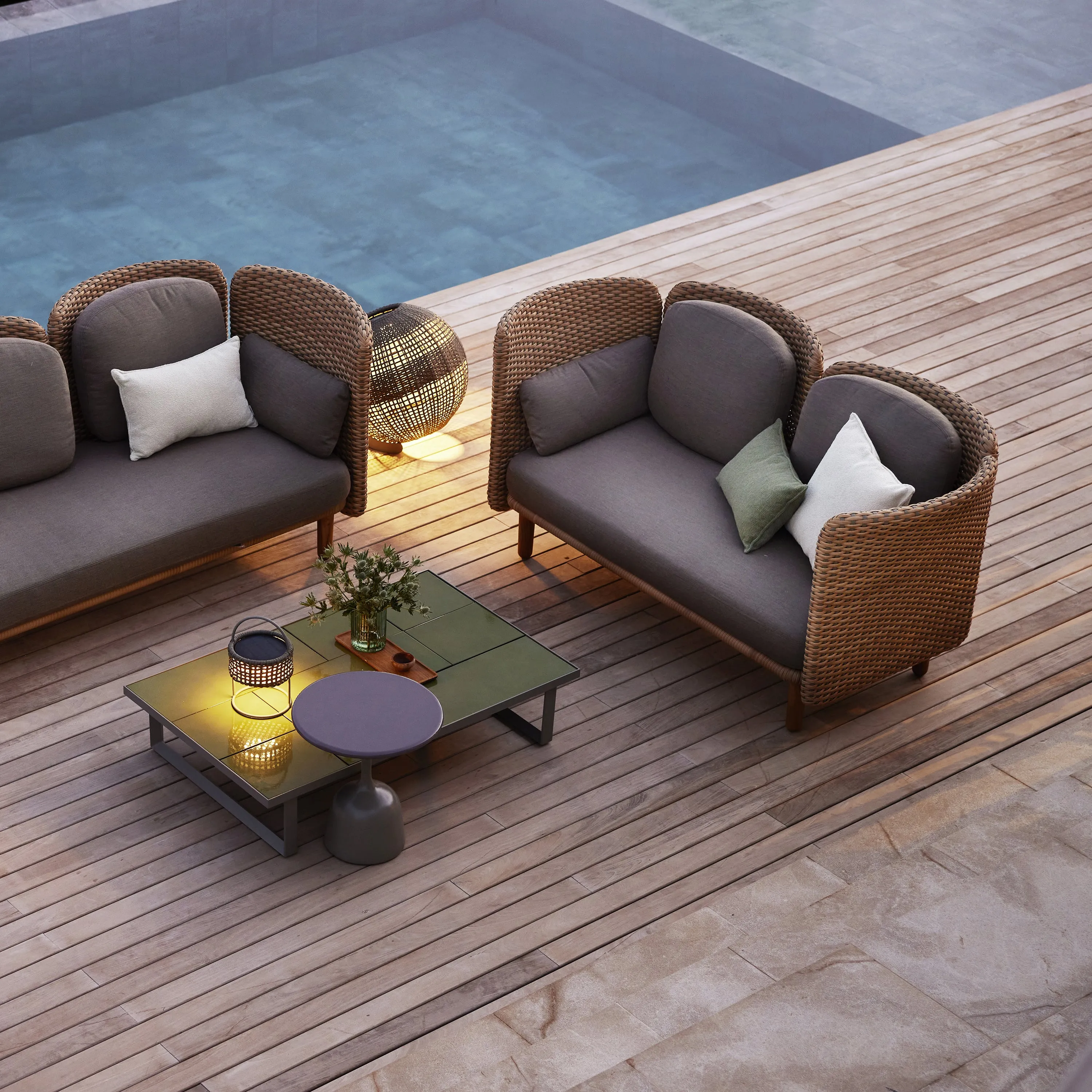 Arch Outdoor 2-Seater Sofa