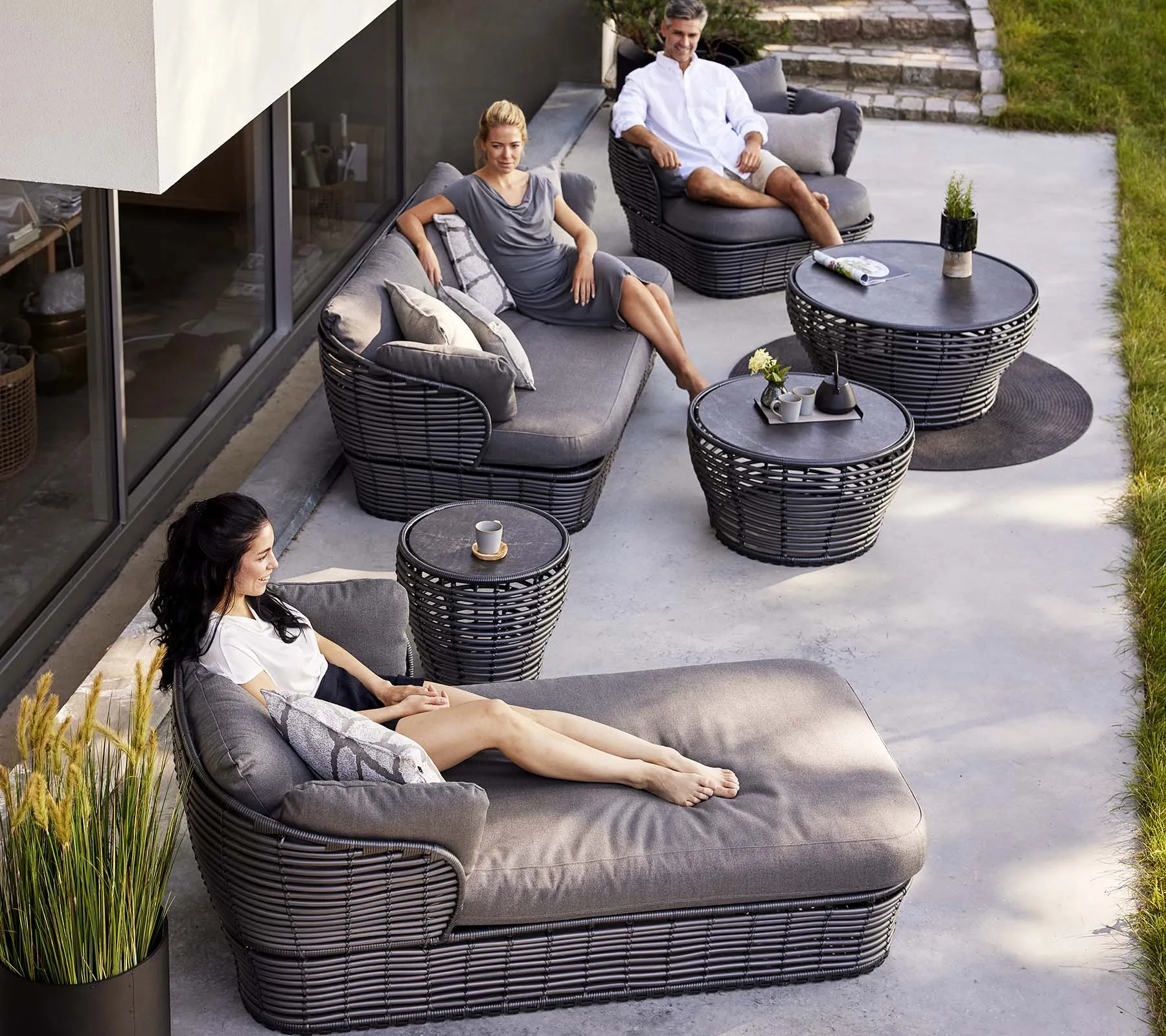 Basket daybed