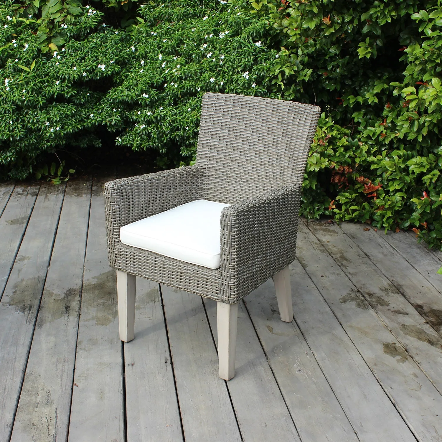 Big BBQ Co Exterior Oasis Dining Set Wicker Chairs W/ Cushions & Wood Table Gray
