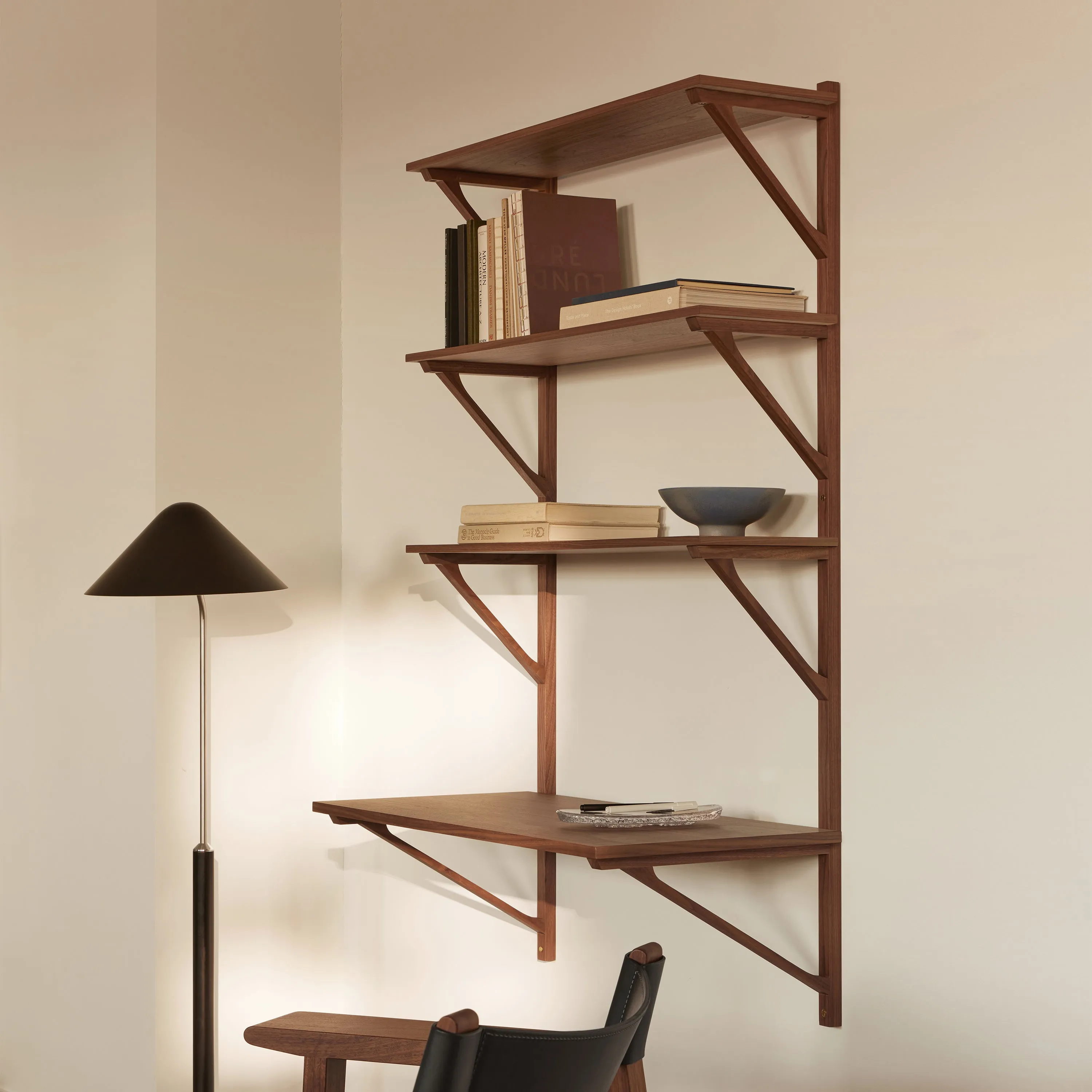 BM29 1-Wide Shelf with Desk