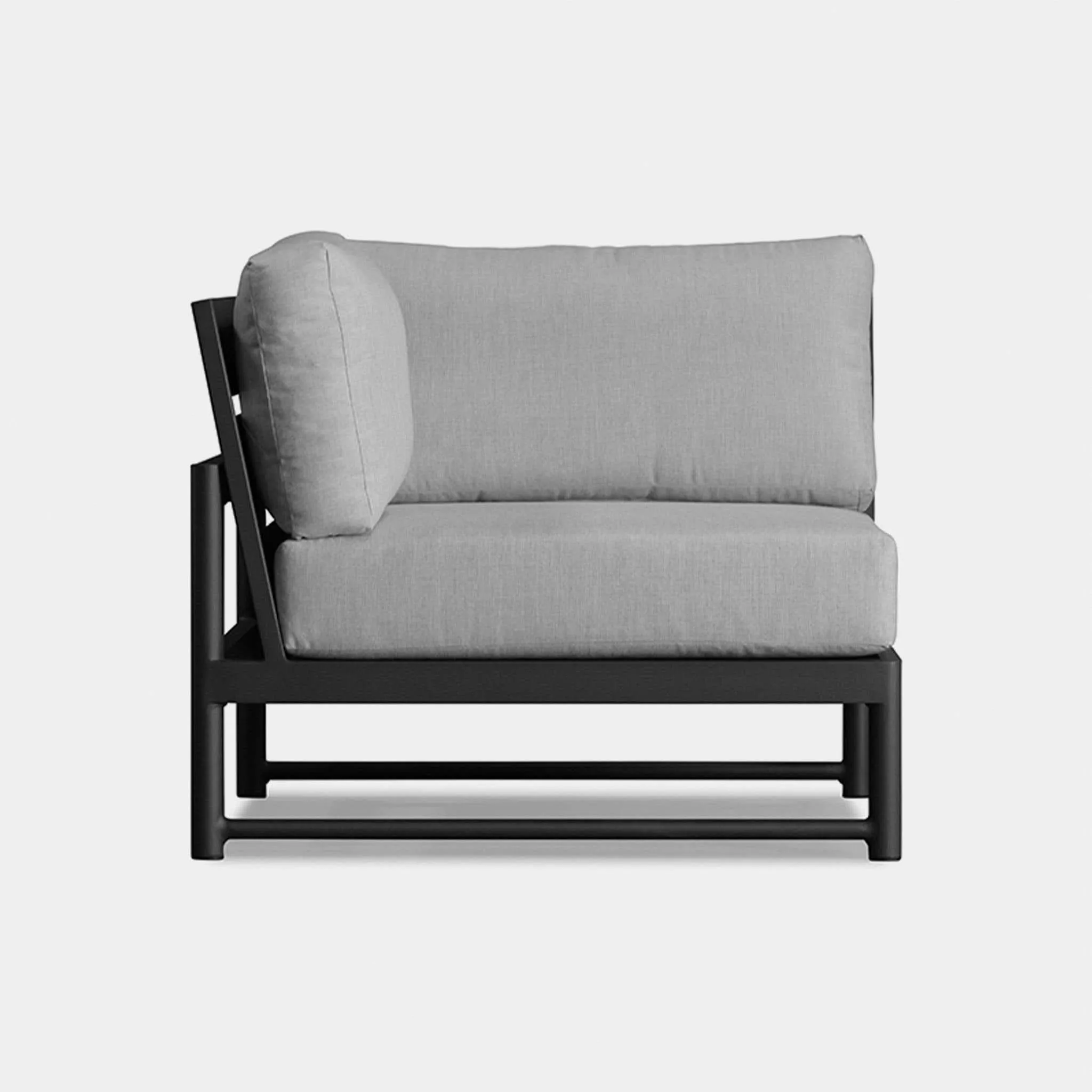 Breeze Xl Corner