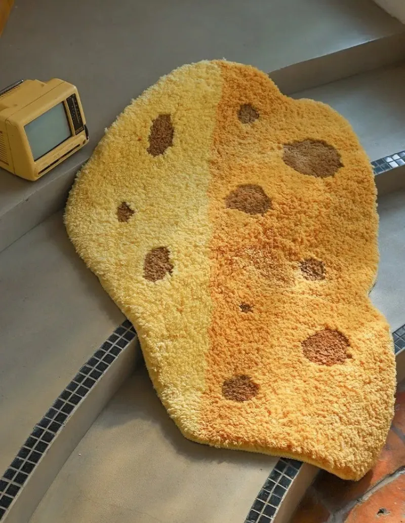 Cheesy Slice Tufted Floor Mat