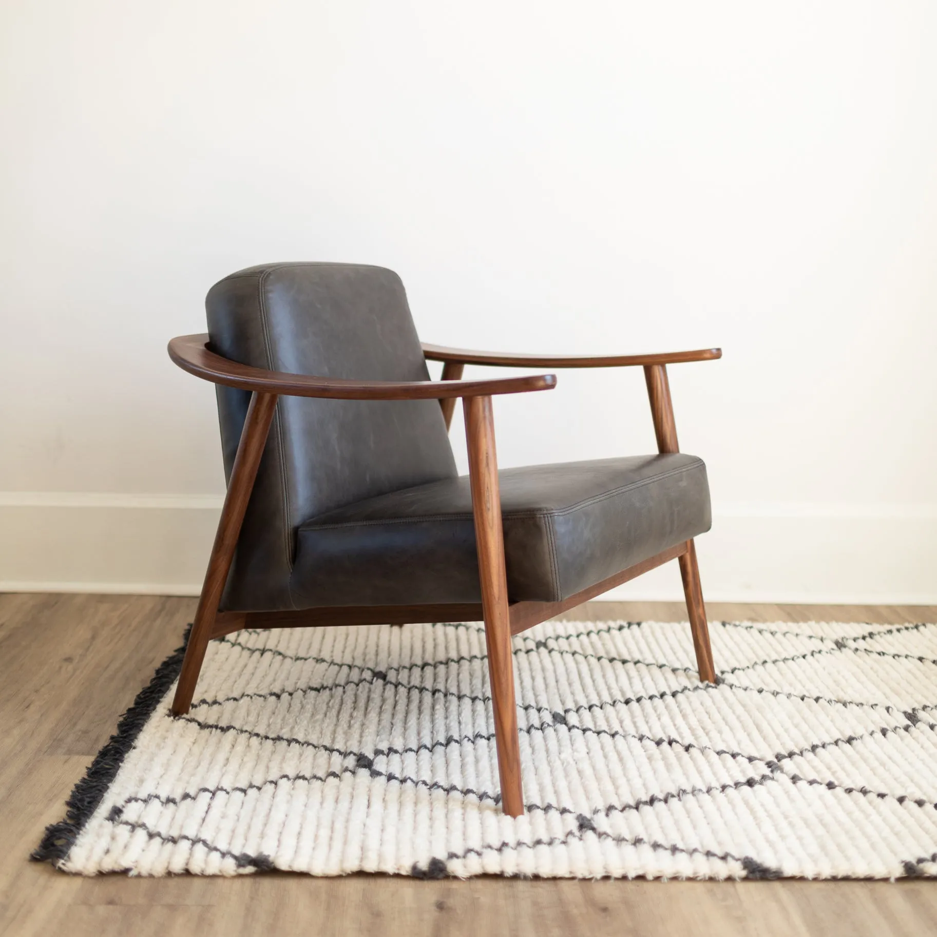 Chris Loves Julia x  Loloi Alice Cream / Charcoal - Diamonds Rug