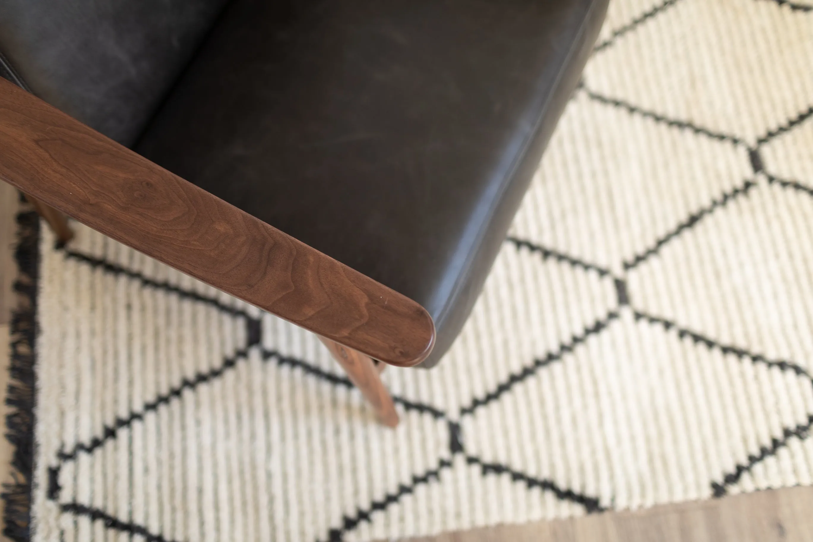 Chris Loves Julia x  Loloi Alice Cream / Charcoal - Diamonds Rug