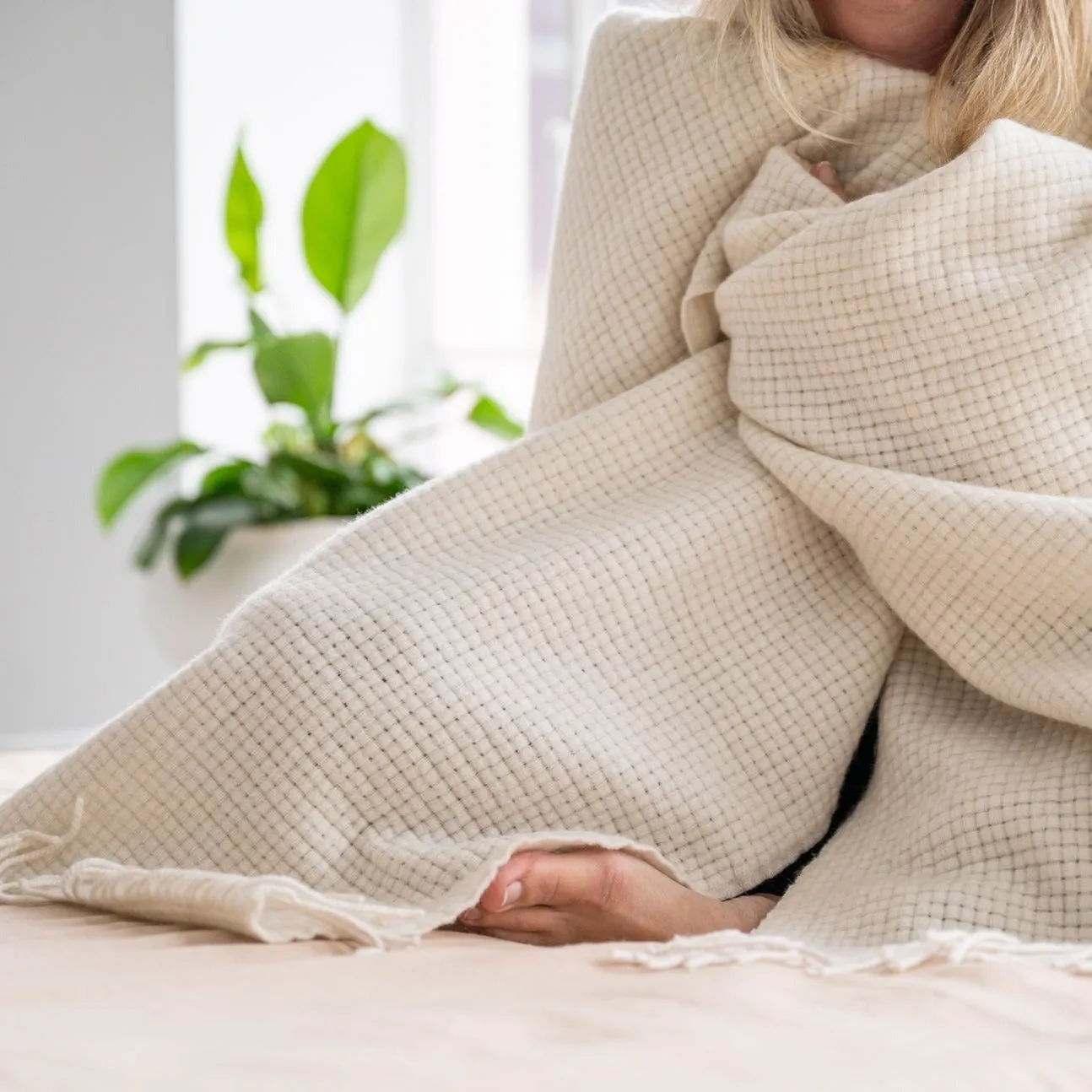 Cocoon Cashmere Merino Throw - Cream