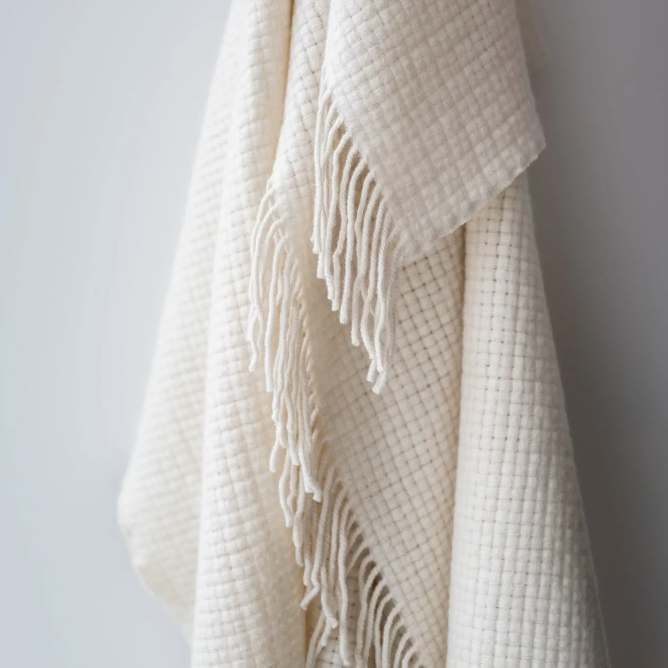 Cocoon Cashmere Merino Throw - Cream