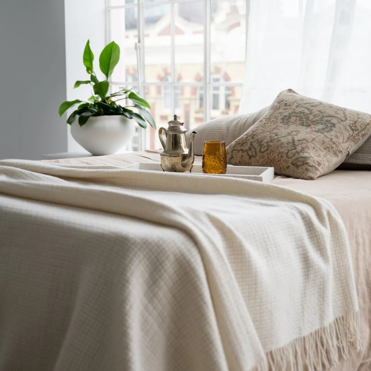 Cocoon Cashmere Merino Throw - Cream