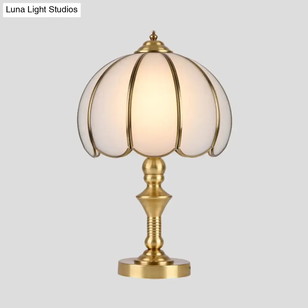 Colonial Gold Table Lamp: Scalloped/Flared Metal Base, 1-Light Night Lighting for Bedroom