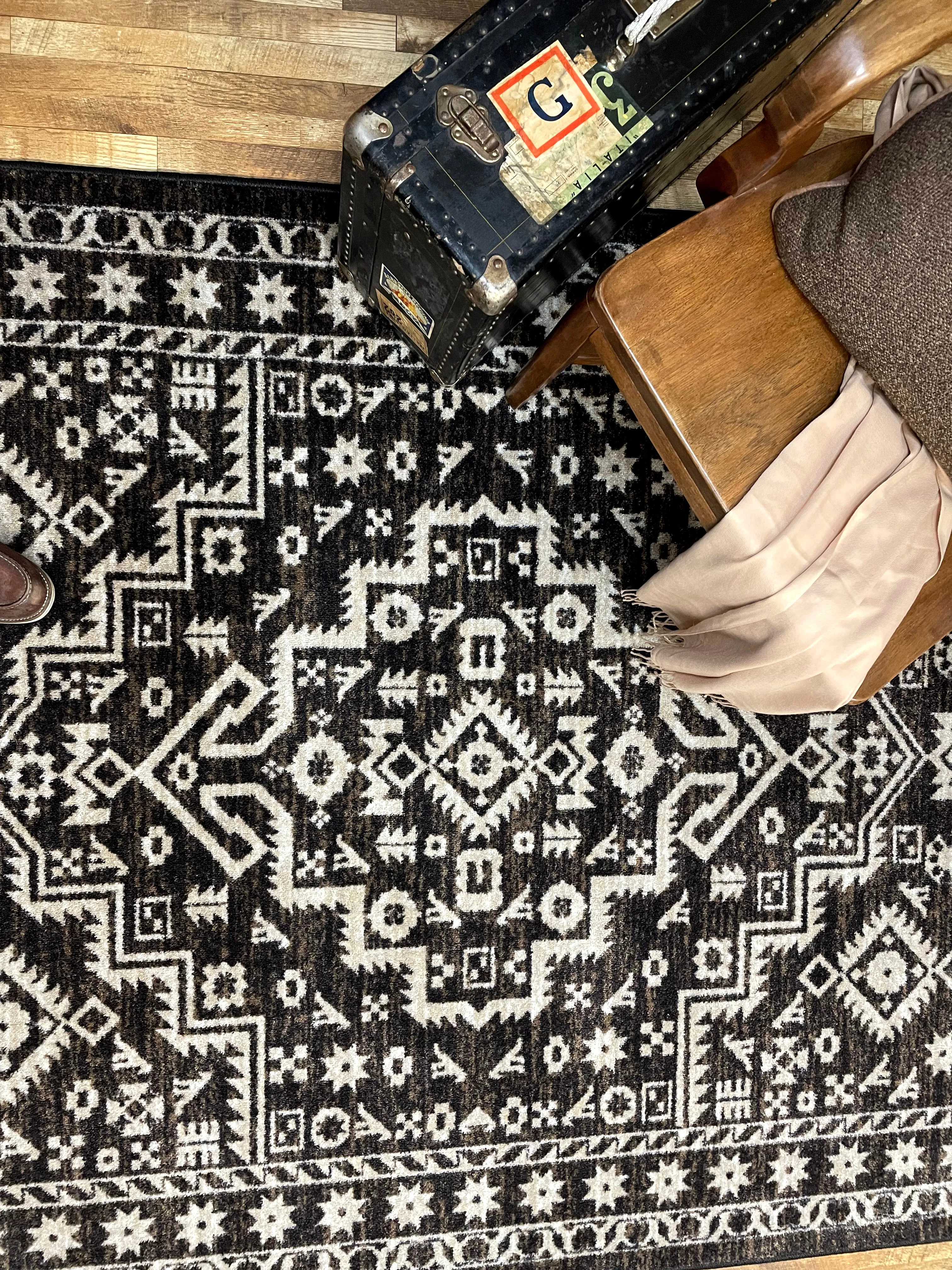 Cordova Area Rug - Chocolate