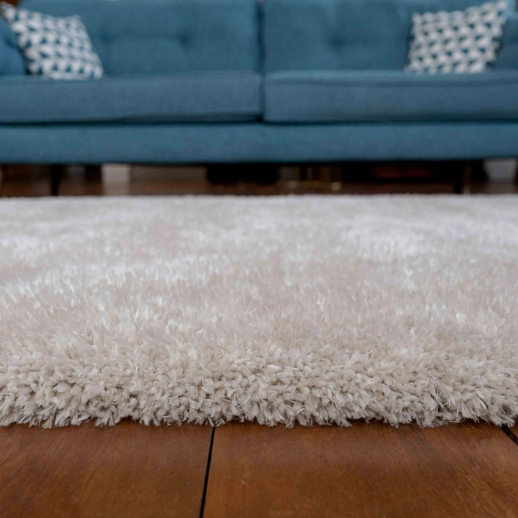 Deluxe Thick Soft Beige Shaggy Living Room Rug - Whistler