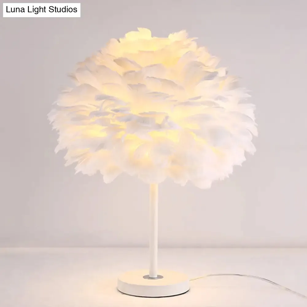 Feather Table Lamp - Hand-Woven Minimalistic Single-Bulb White Nightstand Light for Girls
