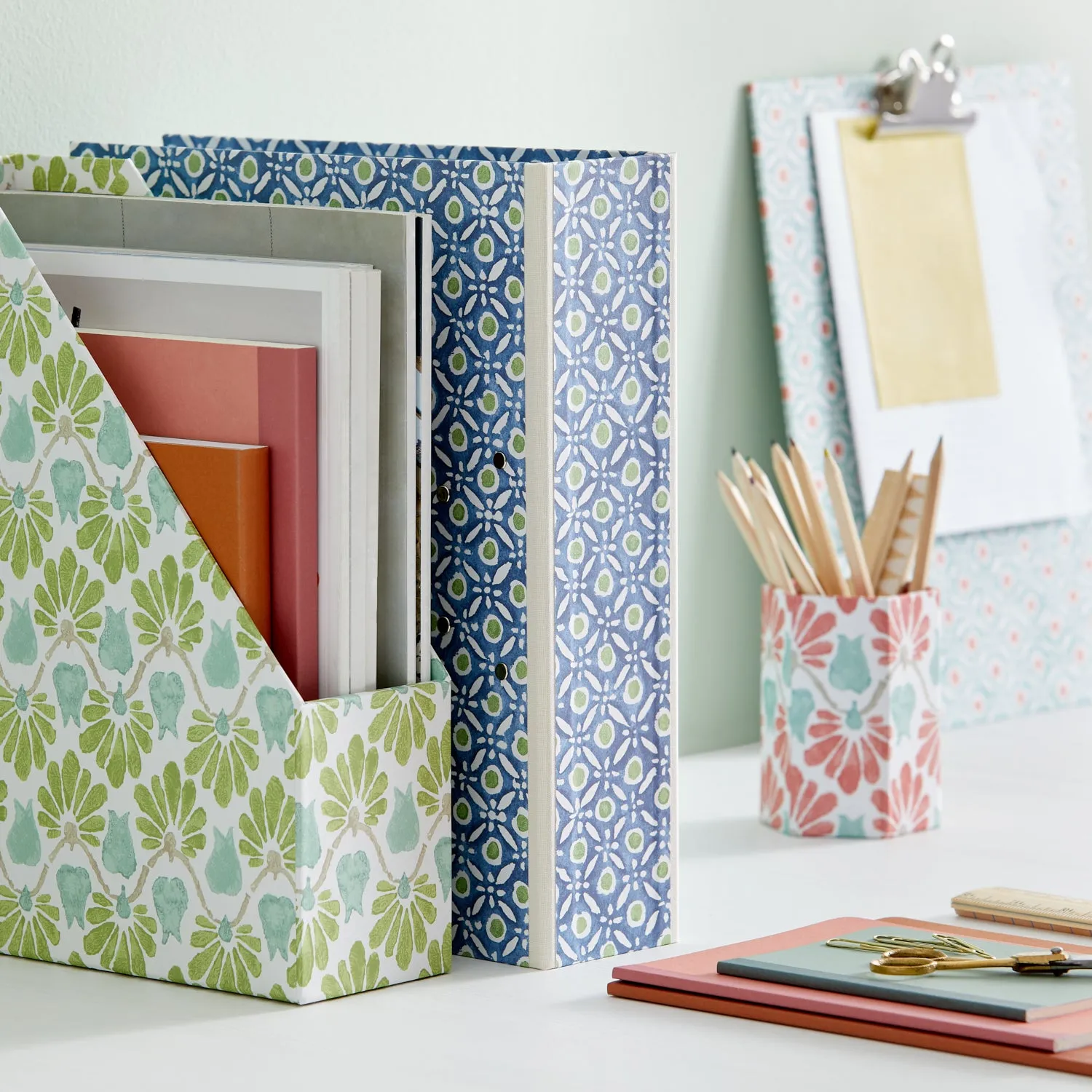 Lever Arch Folder Batik Dots Blue/Green