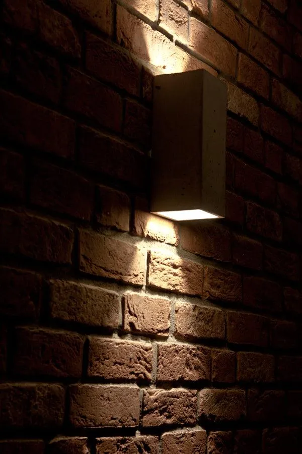 Orto Concrete Wall Lamp