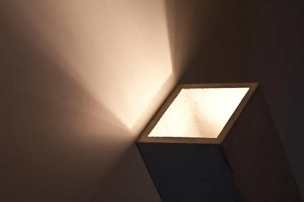 Orto Concrete Wall Lamp