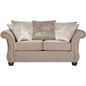 Pey Loveseat