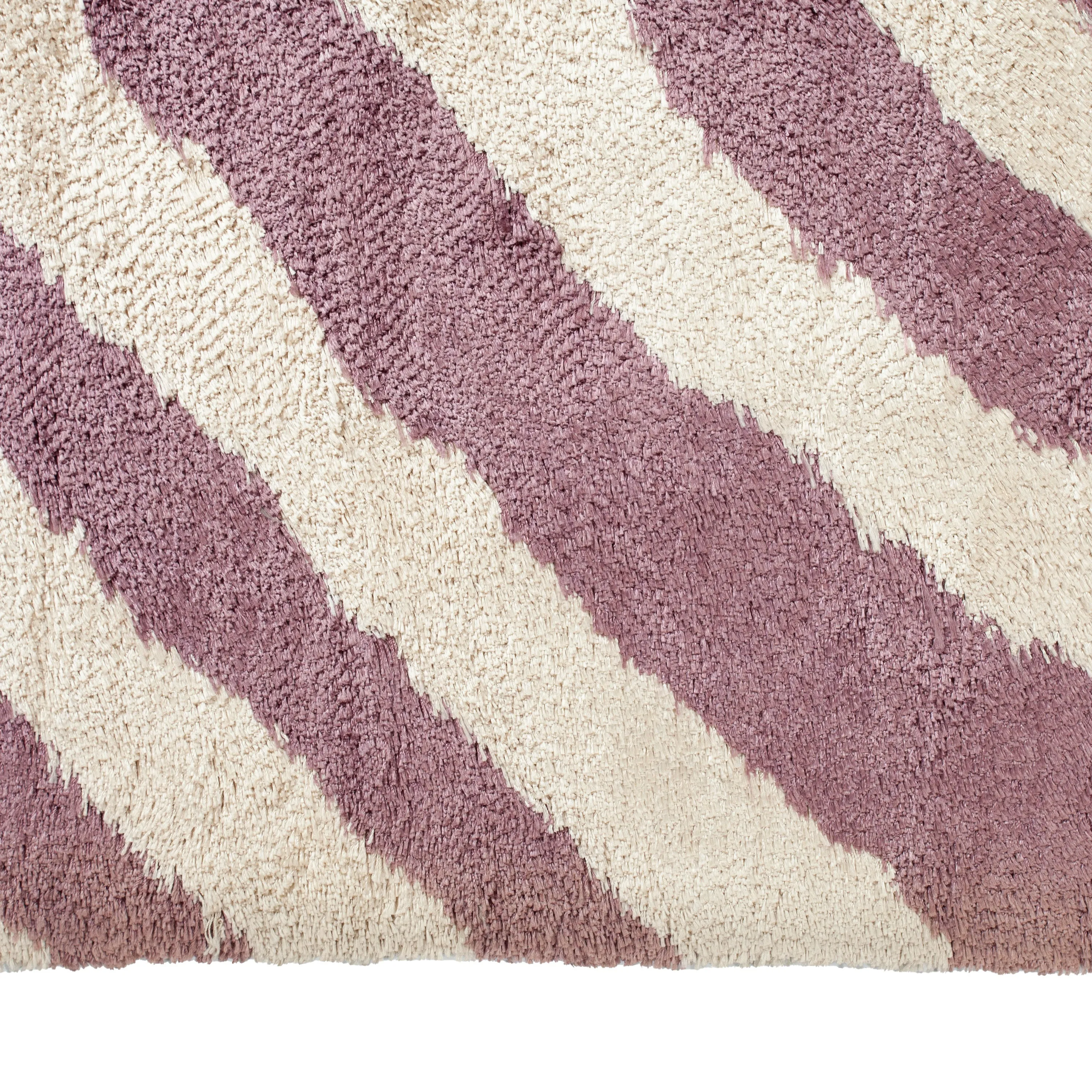 Pink & Ivory Contemporary Wool Rug - 9' x 12'