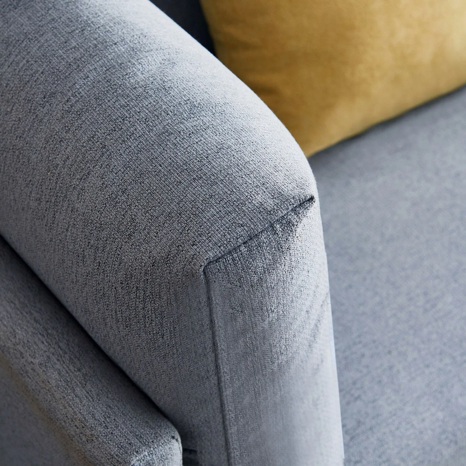 River Quinn Comfy Sofa in Linen