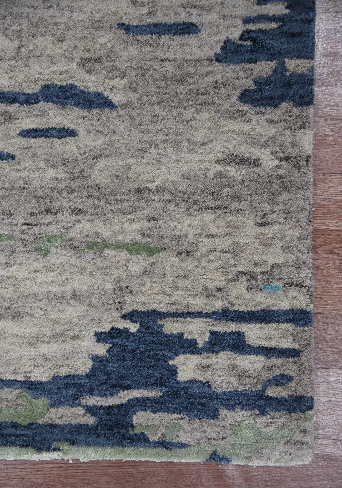 Sand Wool & Viscose Abstract 8X10 Feet Hand-Tufted Carpet Abstract Rug