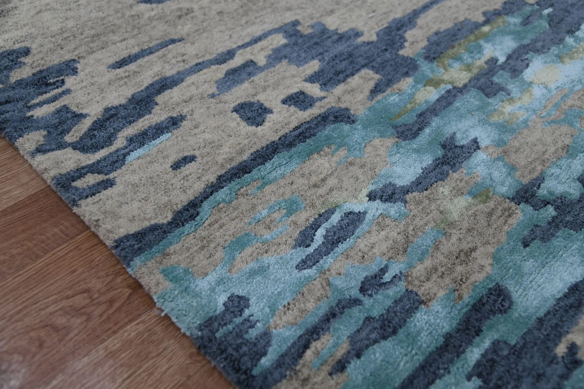 Sand Wool & Viscose Abstract 8X10 Feet Hand-Tufted Carpet Abstract Rug