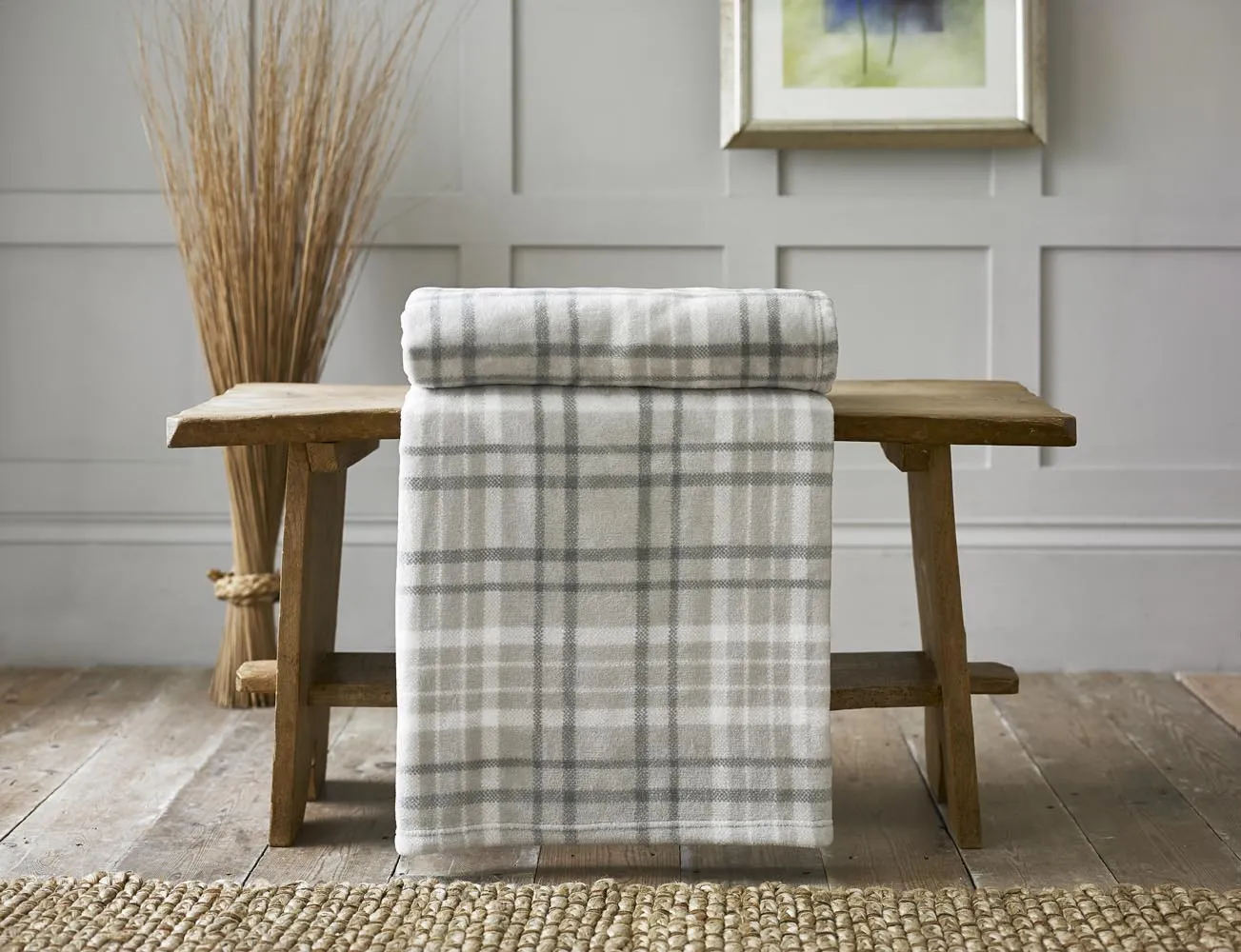 Snuggle Touch Tartan 140x180cm Throw