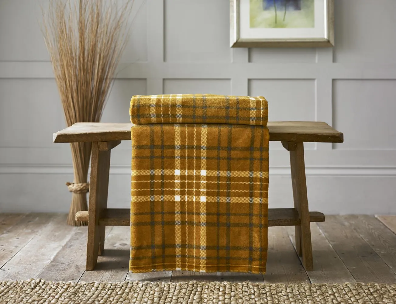 Snuggle Touch Tartan 140x180cm Throw