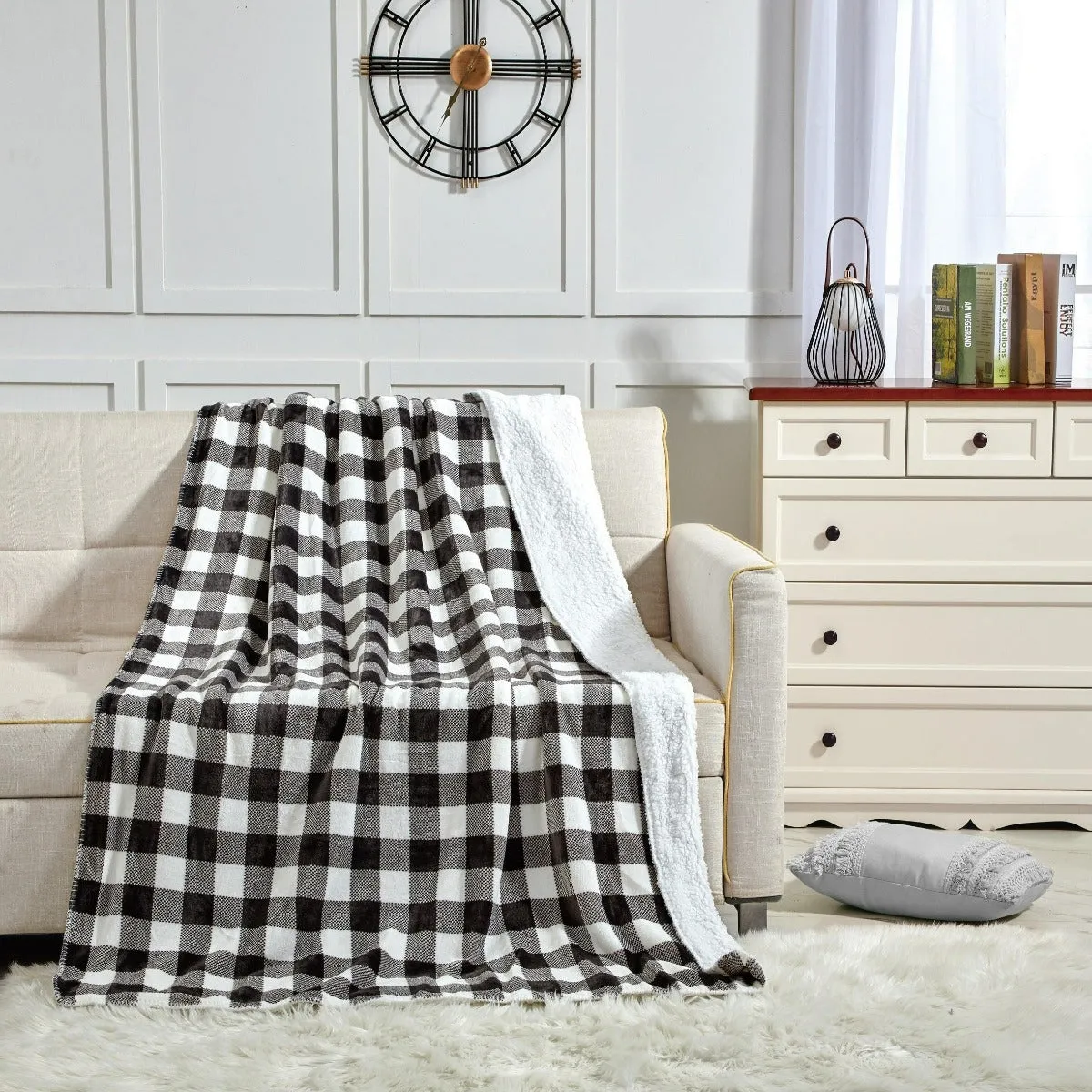 Ultra Soft Oversized Plush Altitude Throw Blanket - Stylish Home Décor for Bed or Couch