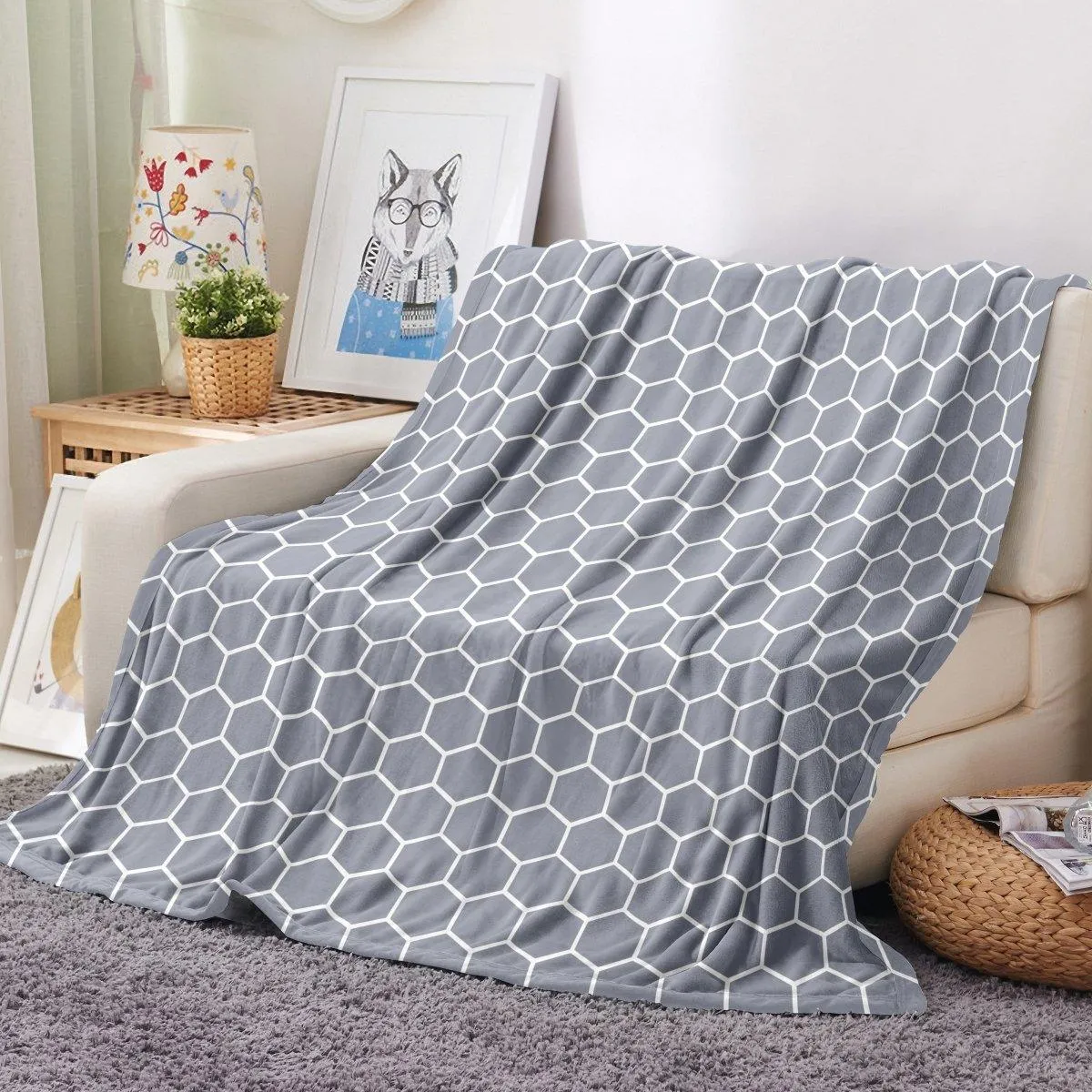 Ultra Soft Oversized Plush Honeycomb Throw Blanket - Stylish Home Décor for Bed or Couch