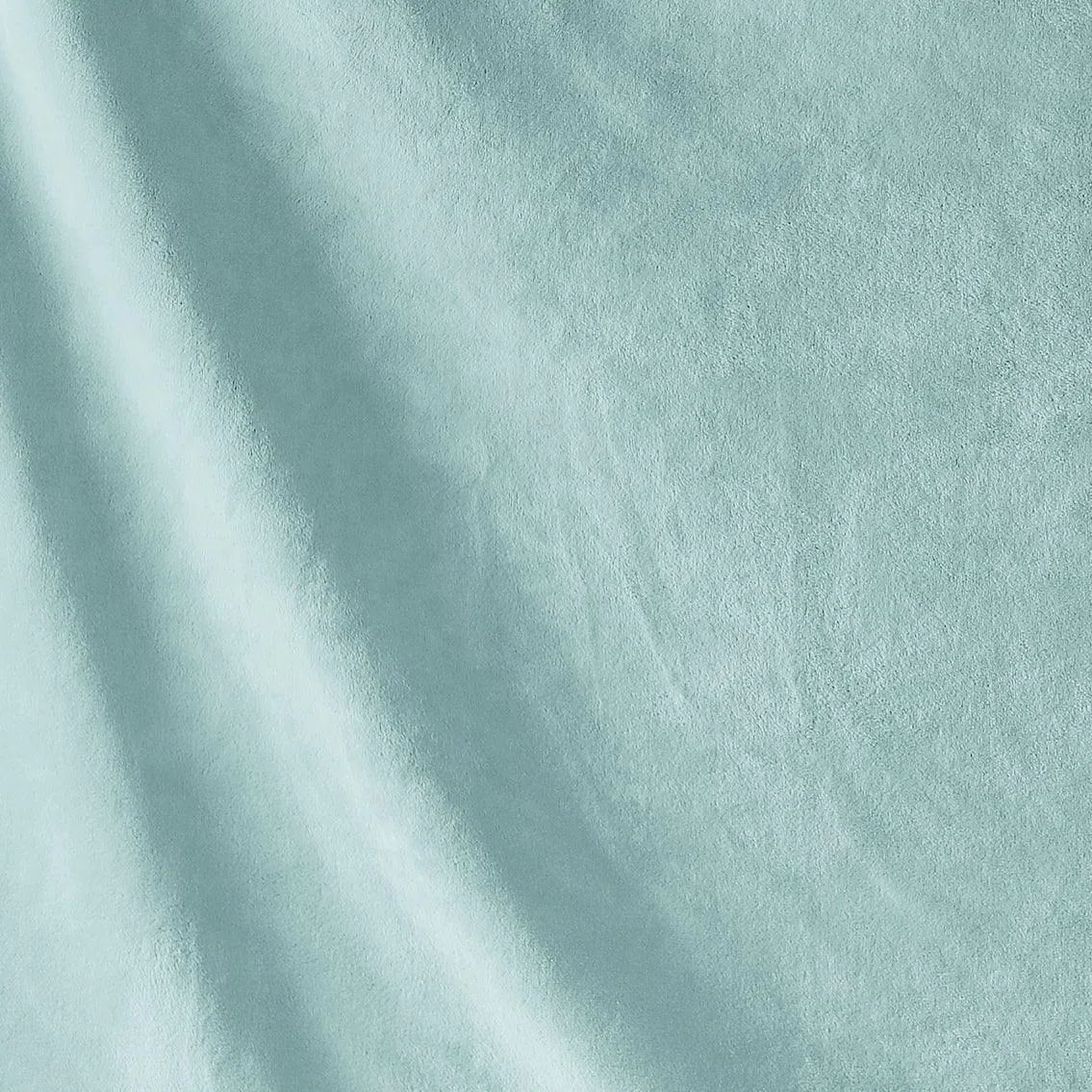 Ultra Soft Oversized Plush Solid Throw Blanket - Stylish Home Décor for Bed or Couch