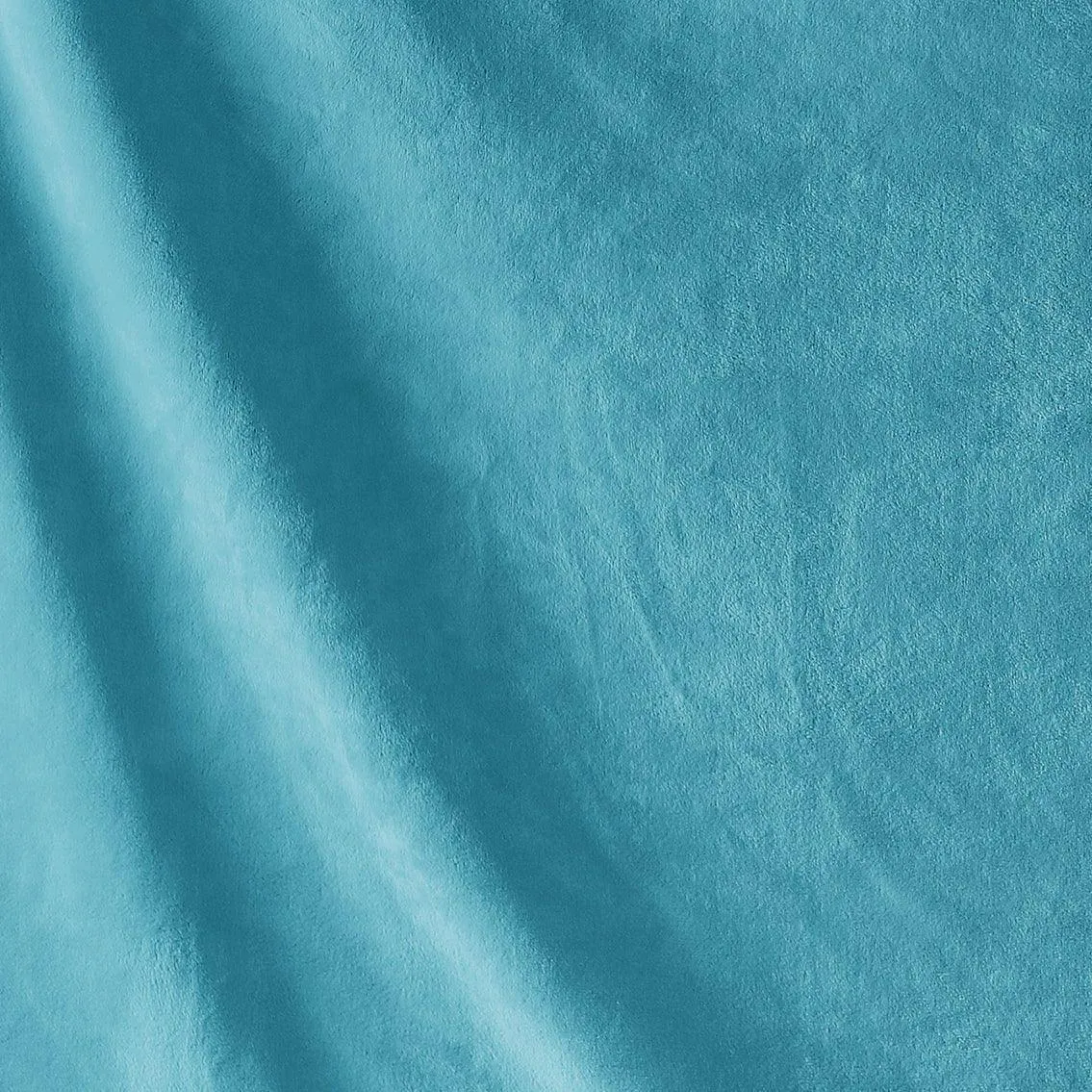 Ultra Soft Oversized Plush Solid Throw Blanket - Stylish Home Décor for Bed or Couch