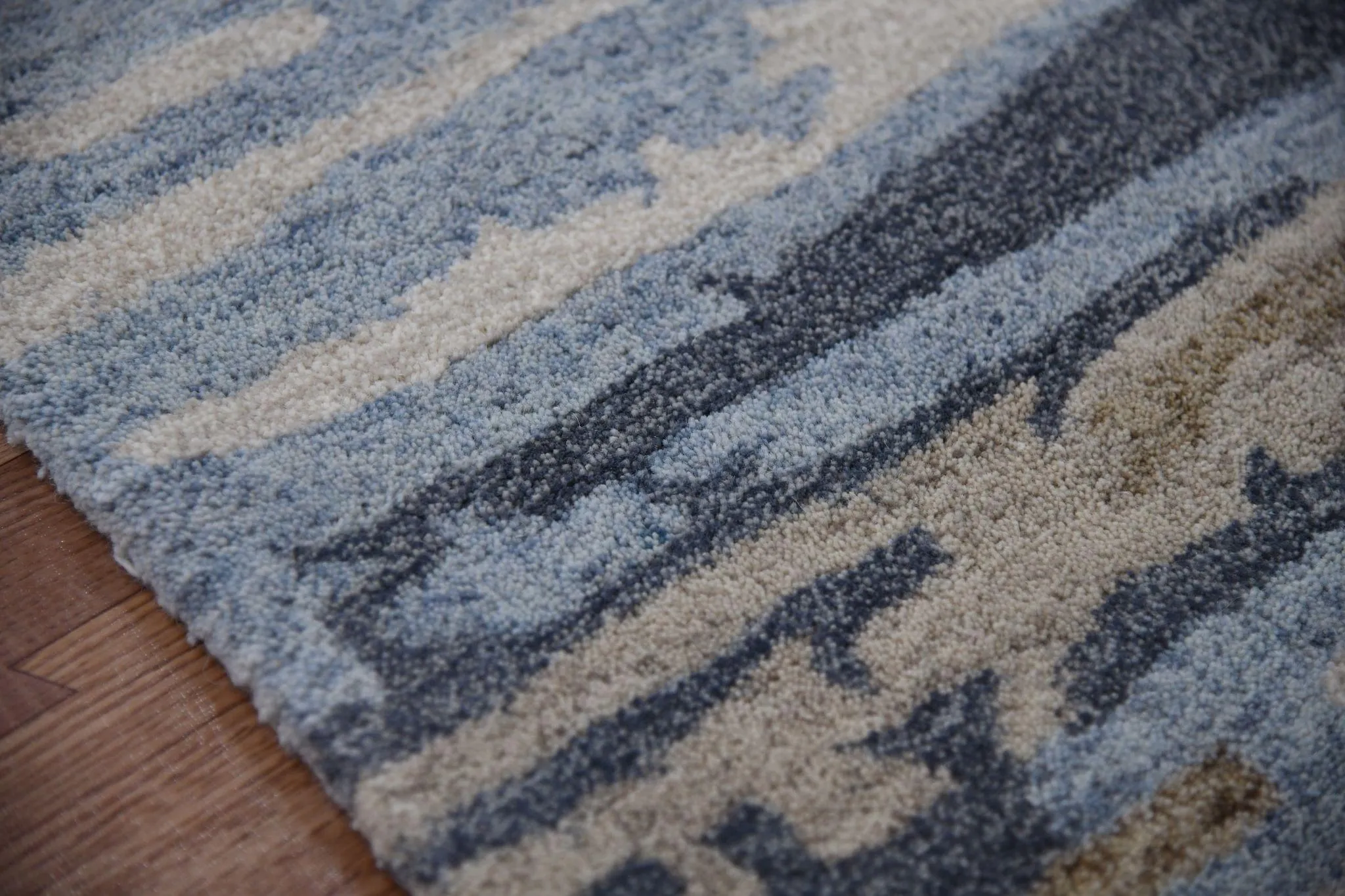 Water Blue Wool & Viscose Abstract 8X10 Feet Hand-Tufted Carpet Abstract Rug